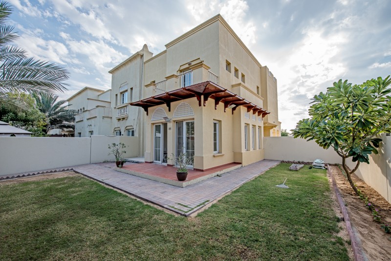 3 Bedrooms Villa in Springs 2