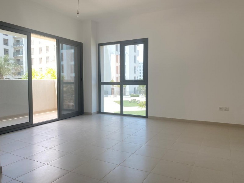 3 Bedrooms Apartment in Zahra Apartments 1A