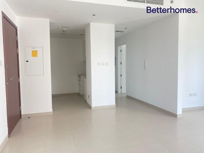 3 Bedrooms Apartment in Zahra Apartments 1A