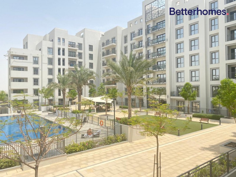 3 Bedrooms Apartment in Zahra Apartments 1A