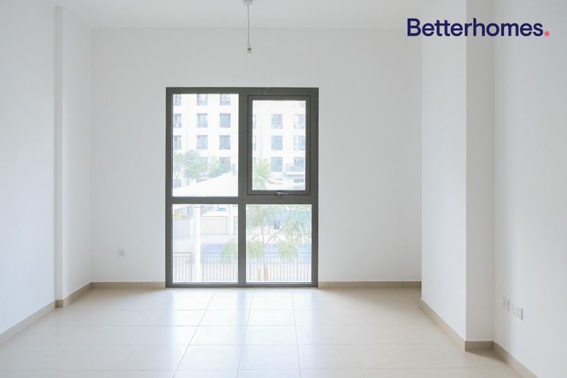 3 Bedrooms Apartment in Zahra Apartments 1A