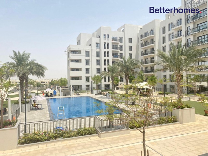 3 Bedrooms Apartment in Zahra Apartments 1A
