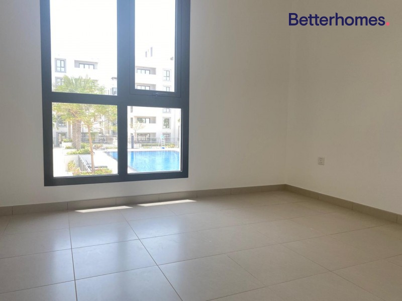 3 Bedrooms Apartment in Zahra Apartments 1A