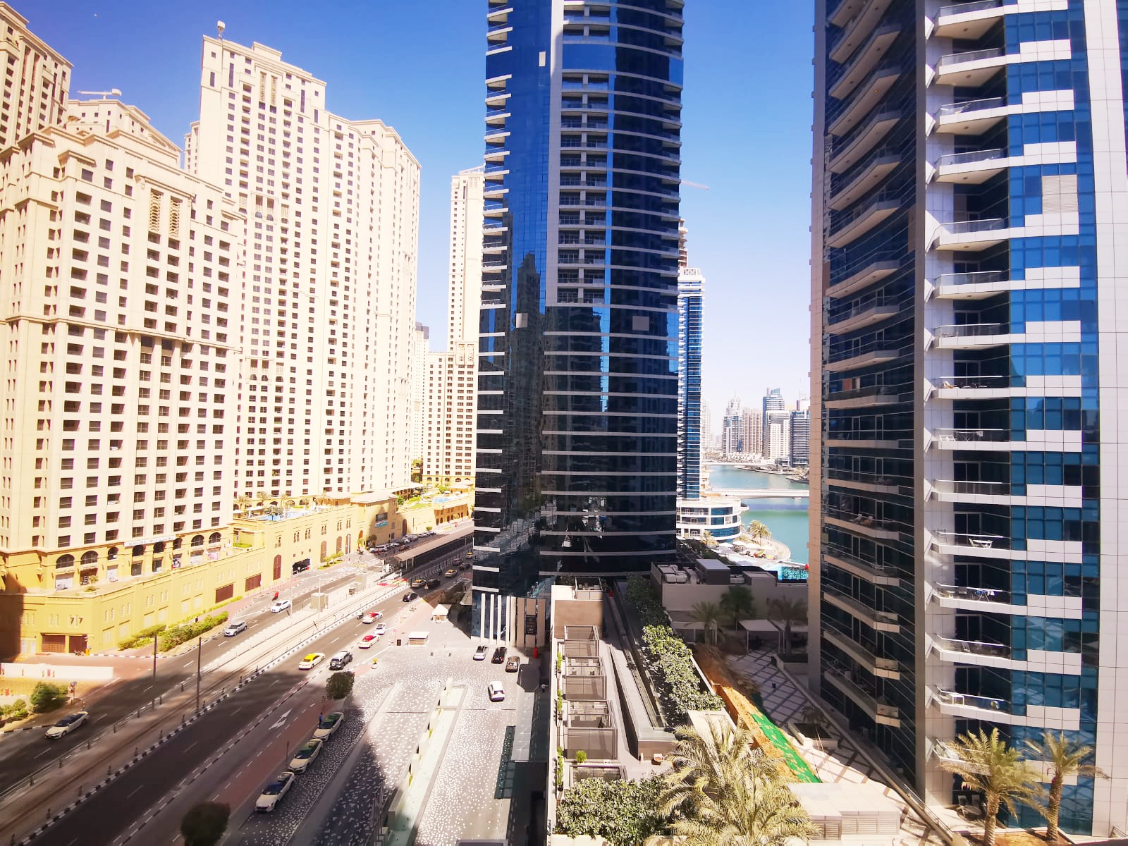 1 Bedroom Apartment in Bay Central West