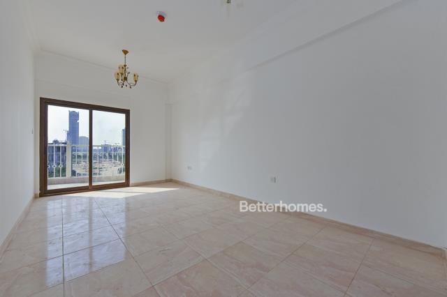 1 Bedroom Apartment in Lolena residence