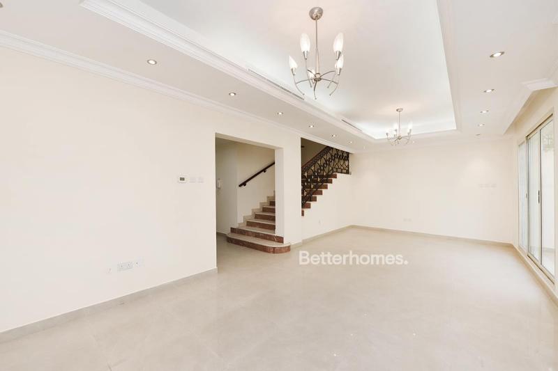 4 Bedrooms Villa in AGH Villas