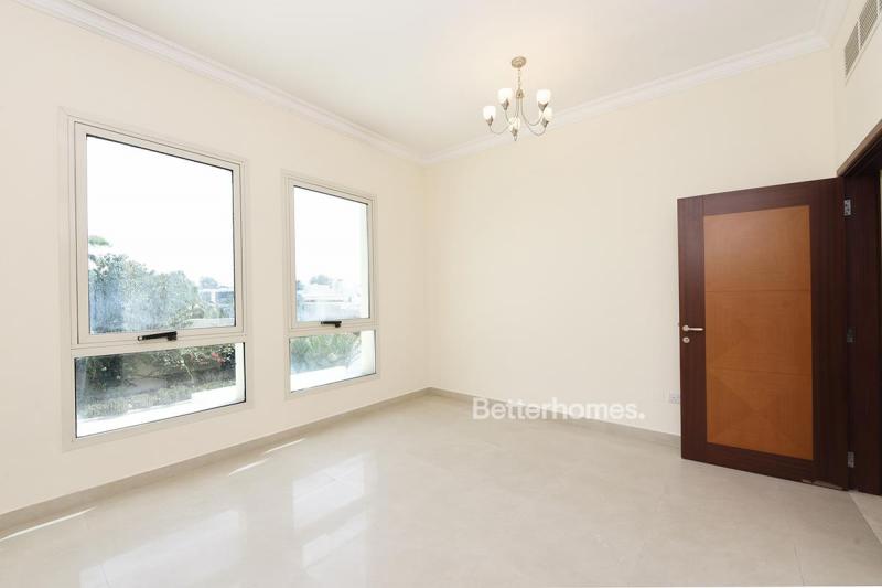 4 Bedrooms Villa in AGH Villas