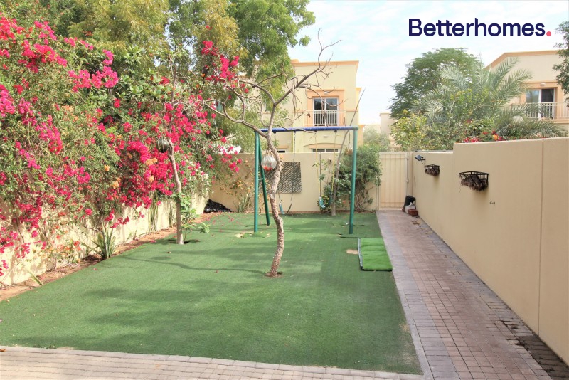 2 Bedrooms Villa in Springs 10