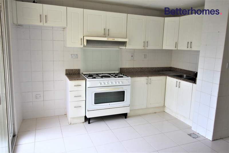 2 Bedrooms Villa in Springs 10