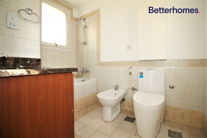 2 Bedrooms Villa in Springs 10