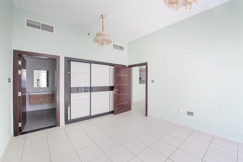 1 Bedroom Apartment in Glitz 3