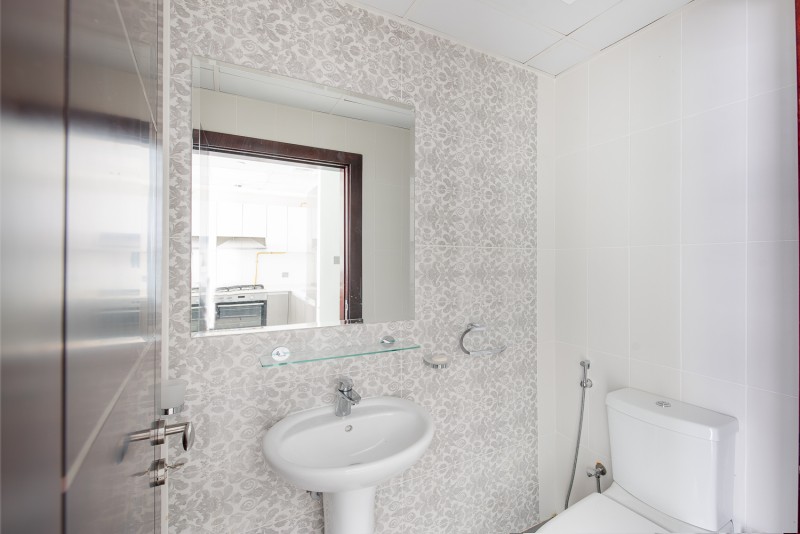 1 Bedroom Apartment in Glitz 3