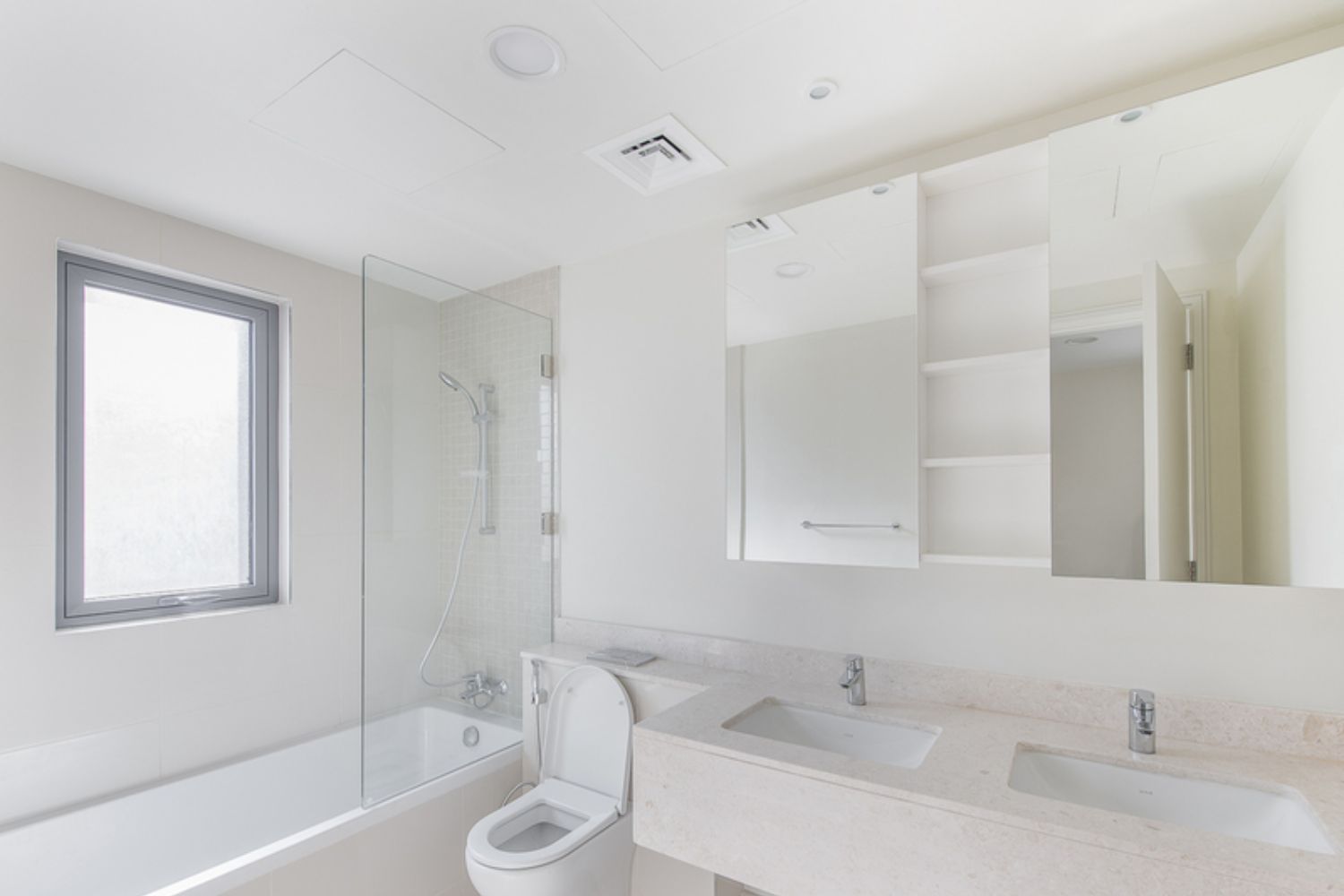 4 Bedrooms Villa in Maple 3