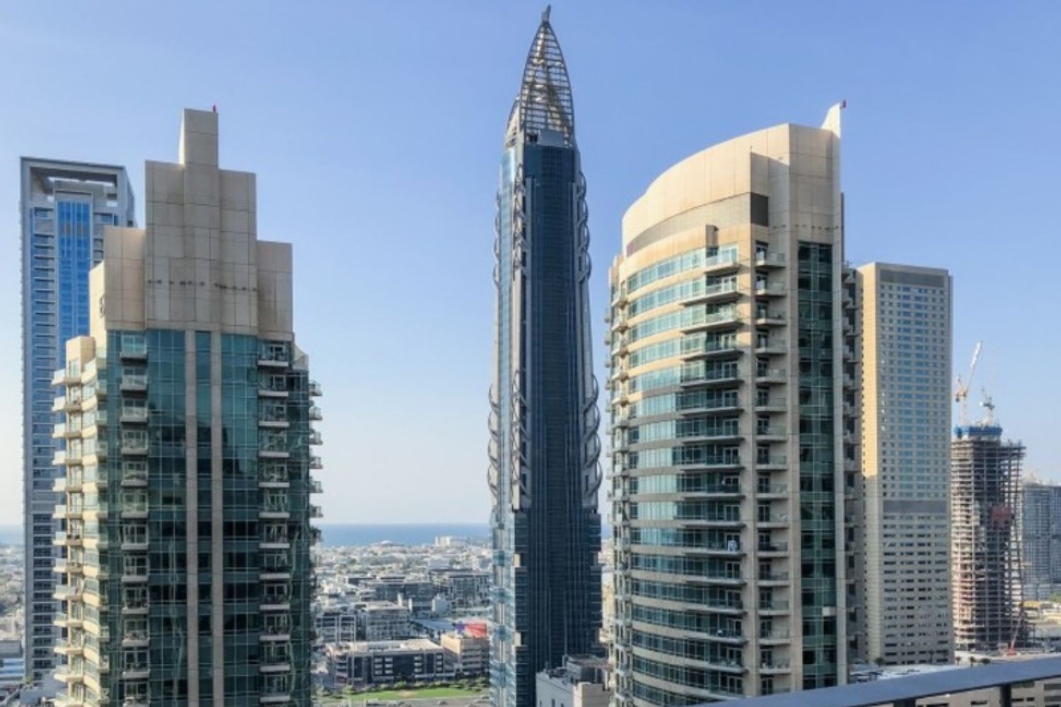 3 Bedrooms Apartment in Standpoint Tower 1