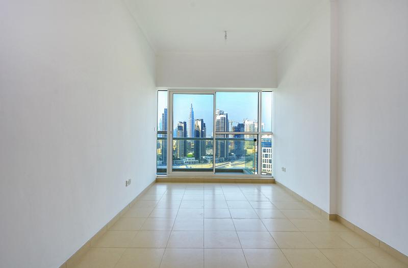 1 Bedroom Apartment in Mayfair Residency