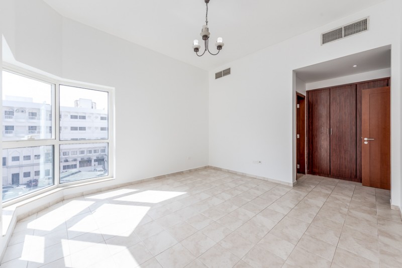 3 Bedrooms Apartment in Zubaidi Building