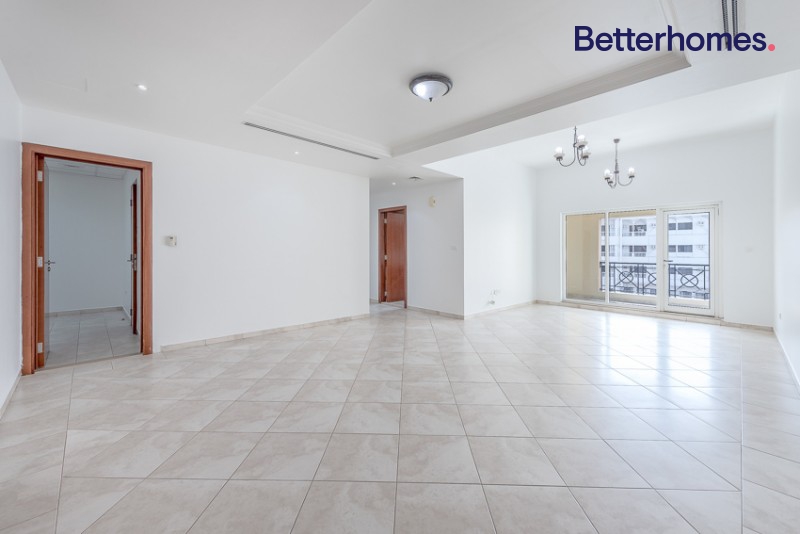3 Bedrooms Apartment in Zubaidi Building
