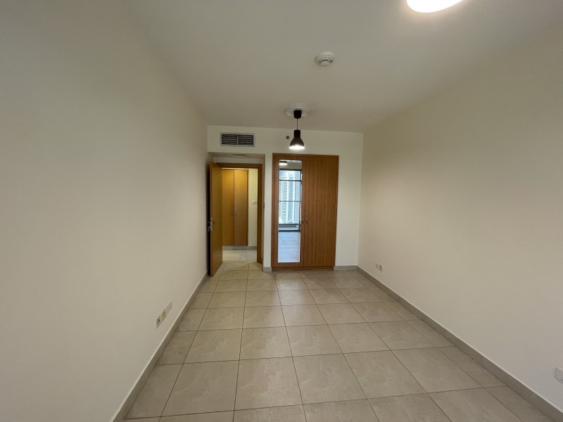 1 Bedroom Apartment in Global Lake View