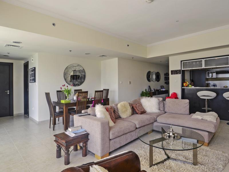 2 Bedrooms Apartment in Al Majara 1