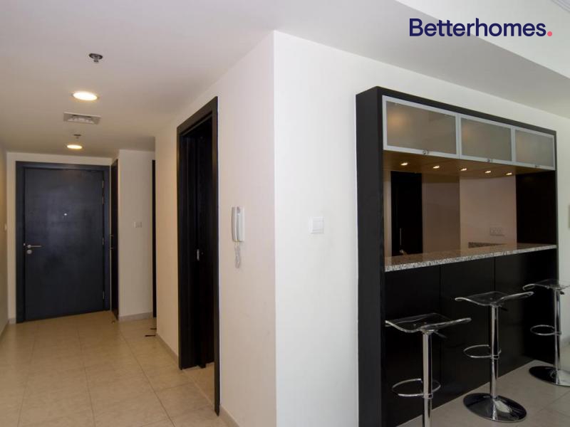 2 Bedrooms Apartment in Al Majara 1