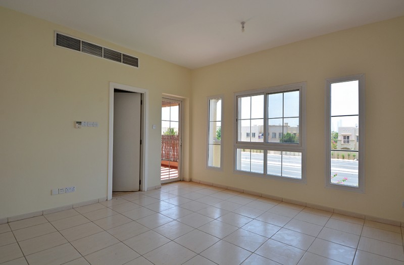 3 Bedrooms Villa in Springs 6