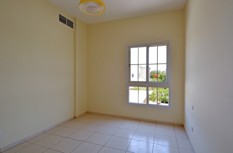 3 Bedrooms Villa in Springs 6