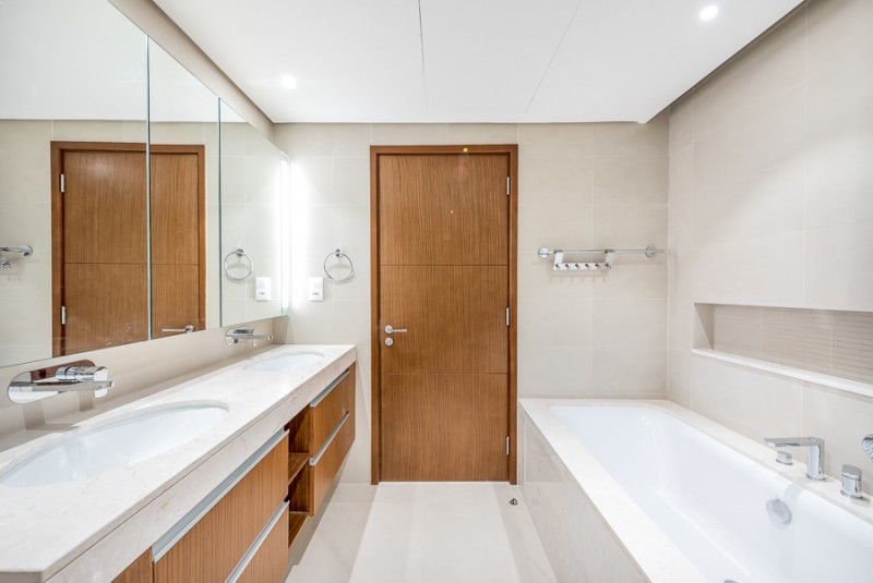 3 Bedrooms Apartment in Dubai Creek Residence Tower 3 North