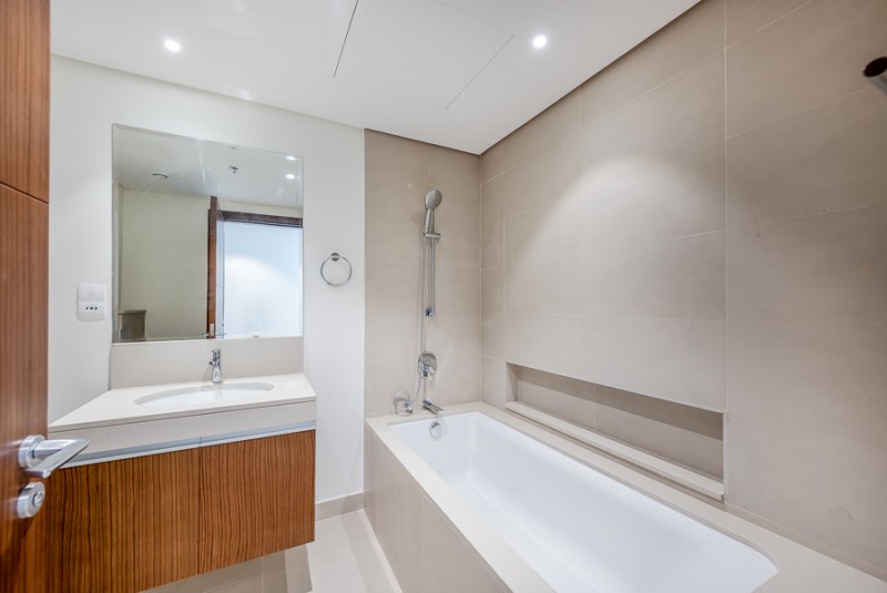3 Bedrooms Apartment in Dubai Creek Residence Tower 3 North