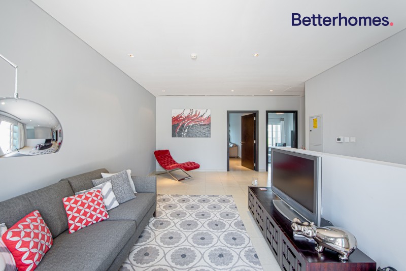 2 Bedrooms Townhouse in District 12V