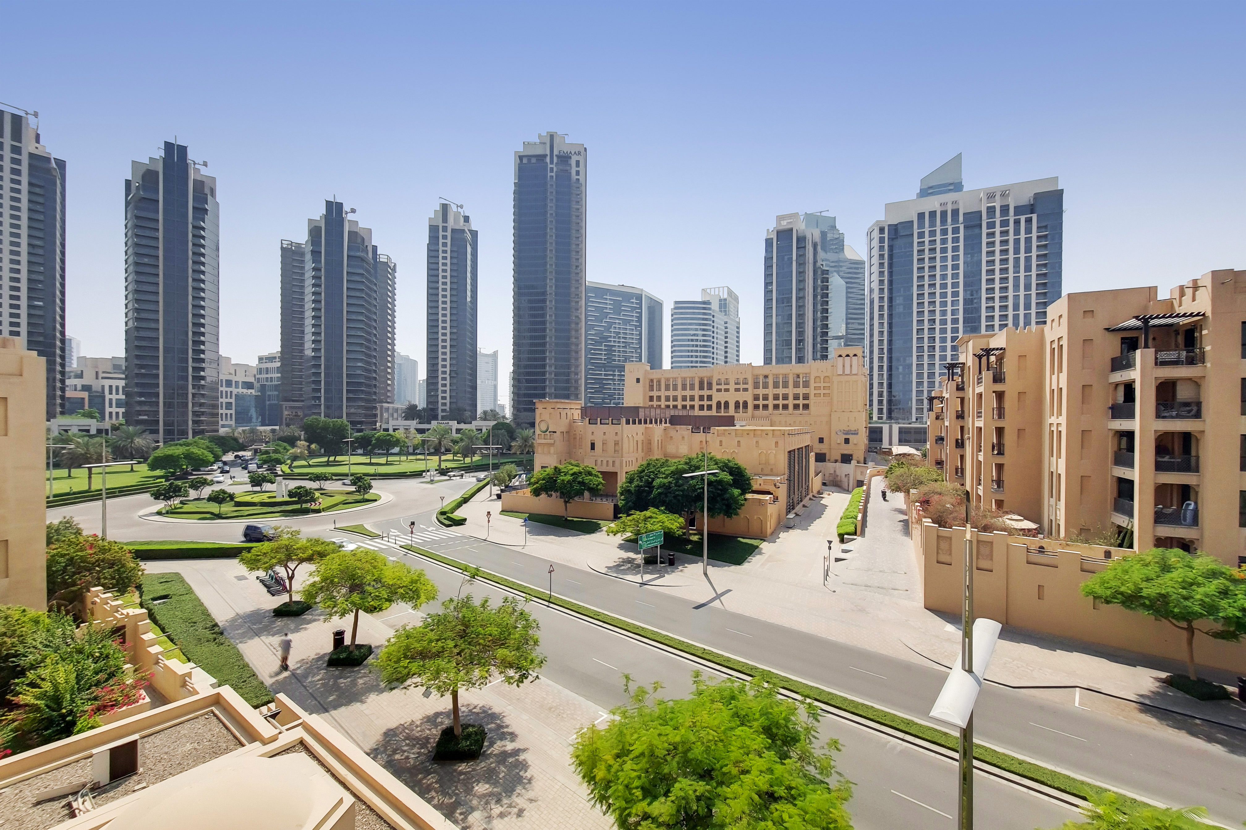 2 Bedrooms Apartment in Reehan 7