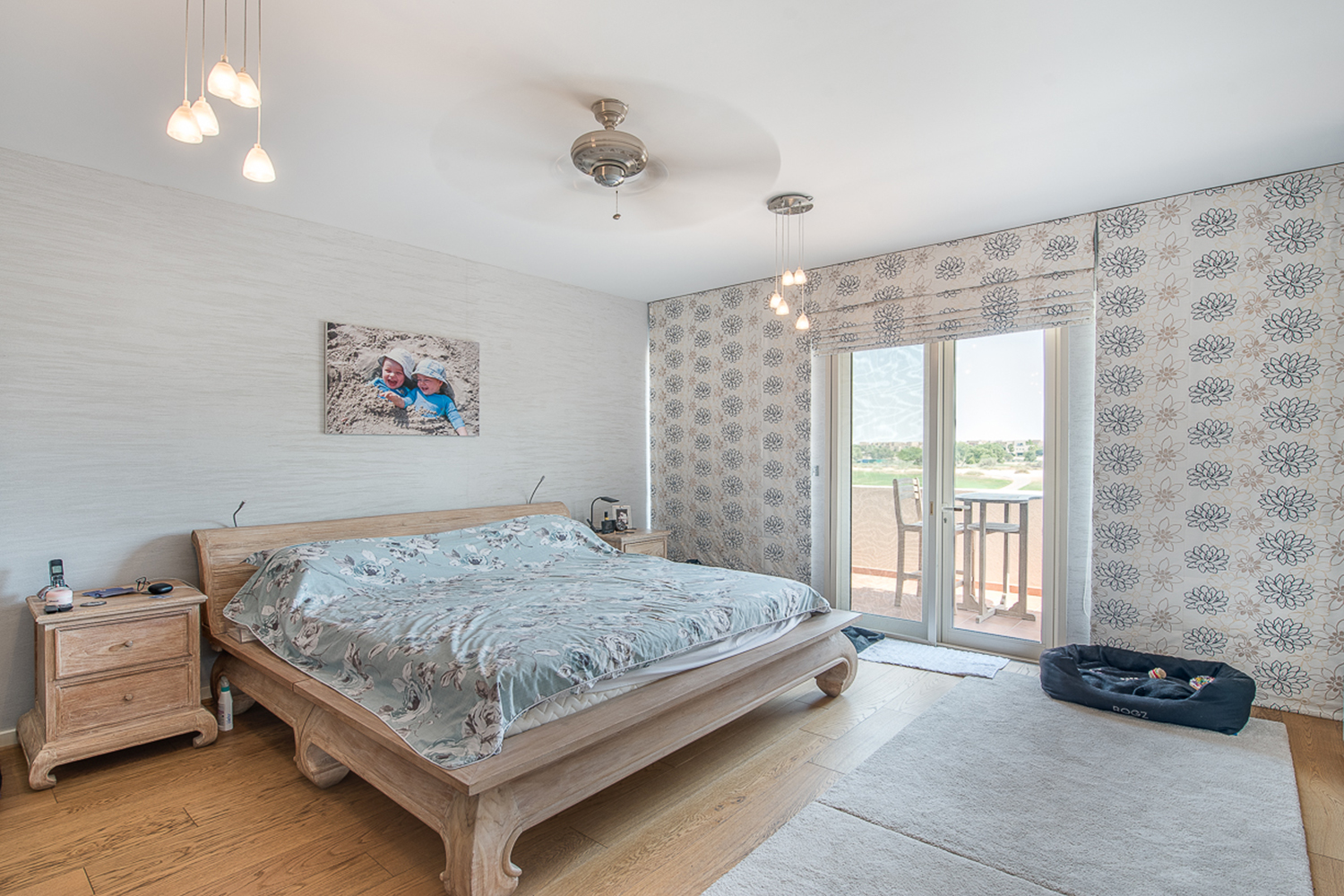 5 Bedrooms Villa in 1 Street