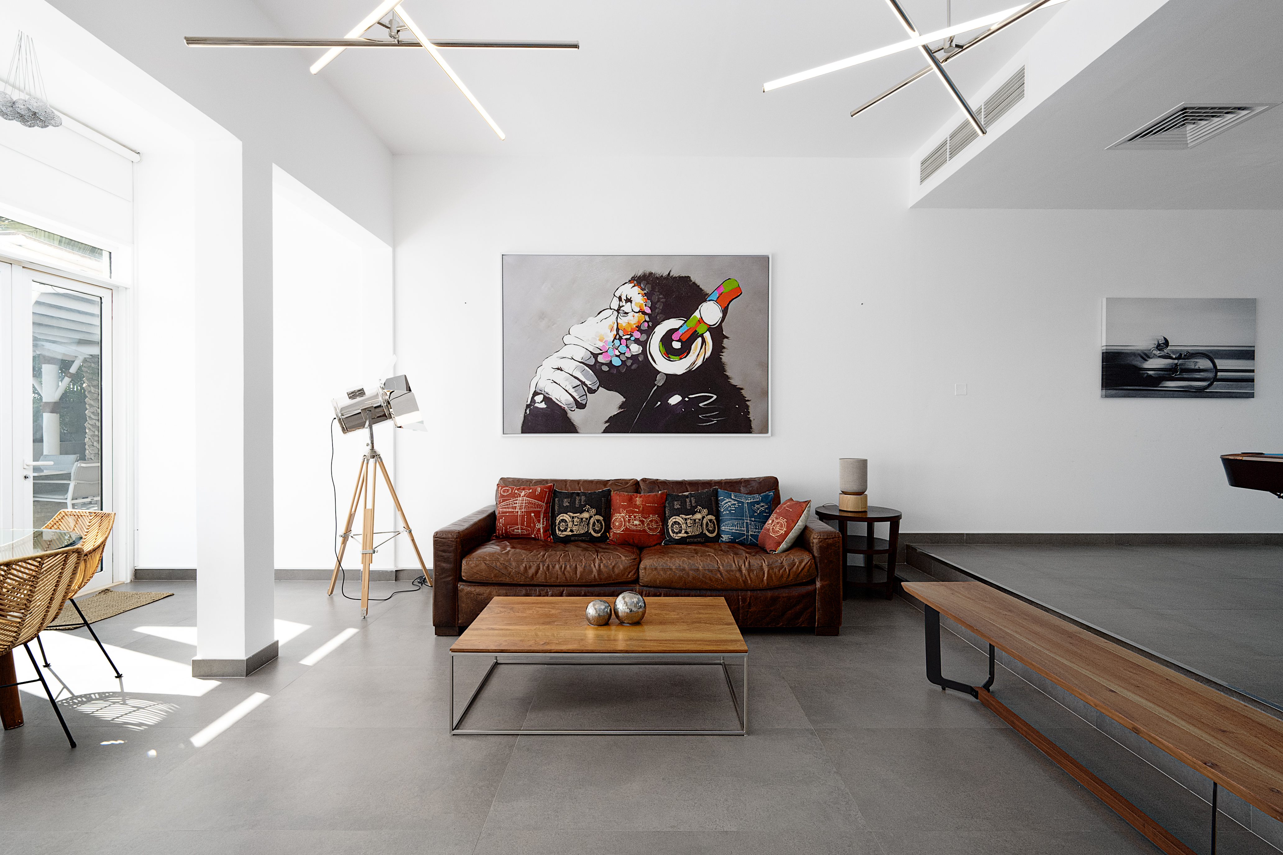 5 Bedrooms Villa in 1 Street