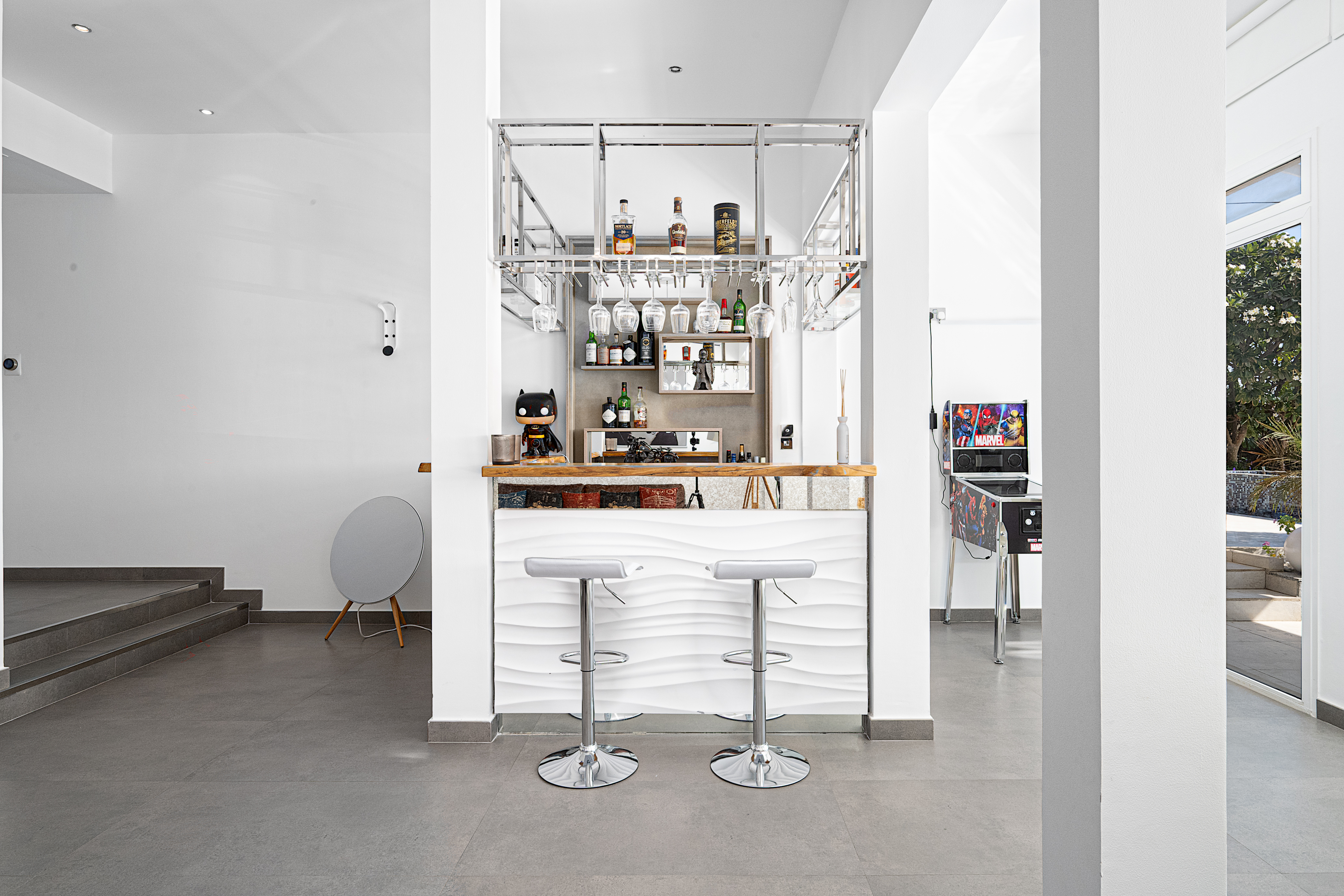 5 Bedrooms Villa in 1 Street