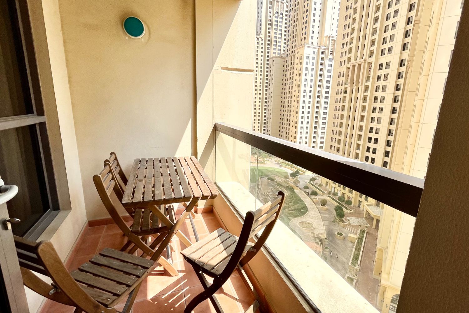 3 Bedrooms Apartment in Sadaf 4