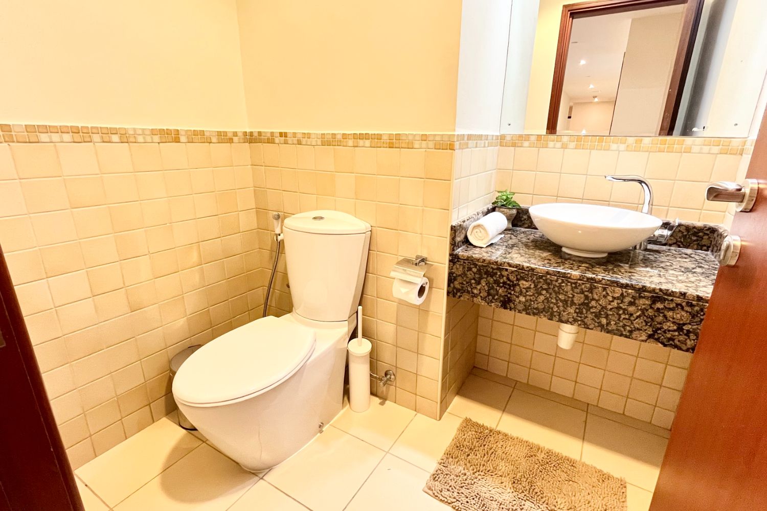3 Bedrooms Apartment in Sadaf 4