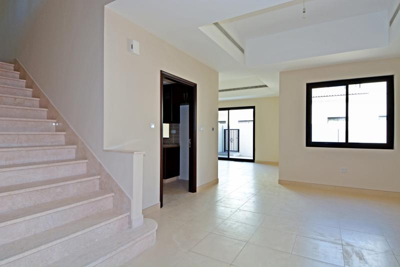3 Bedrooms Villa in Mira 1