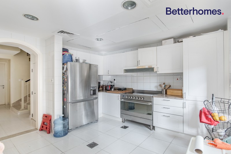 3 Bedrooms Villa in Springs 15
