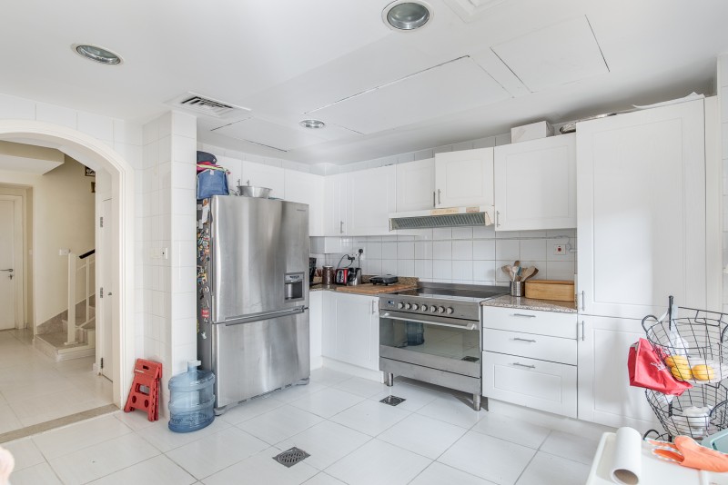 3 Bedrooms Villa in Springs 15