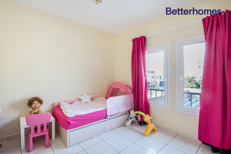 3 Bedrooms Villa in Springs 15