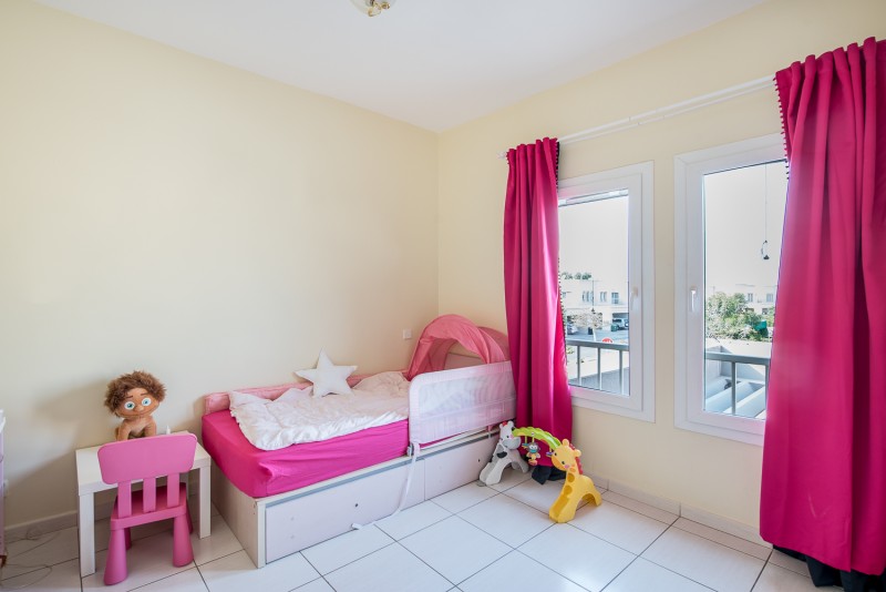 3 Bedrooms Villa in Springs 15