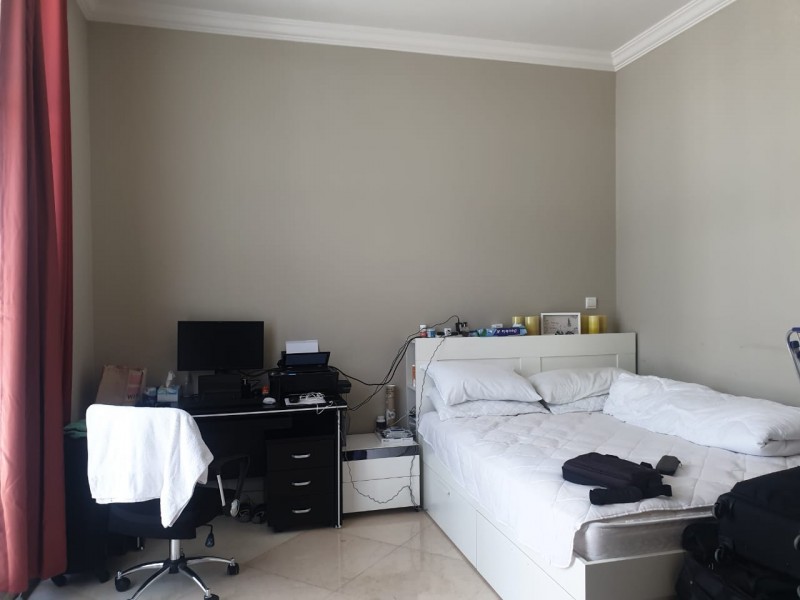 2 Bedrooms Apartment in Dorra Bay
