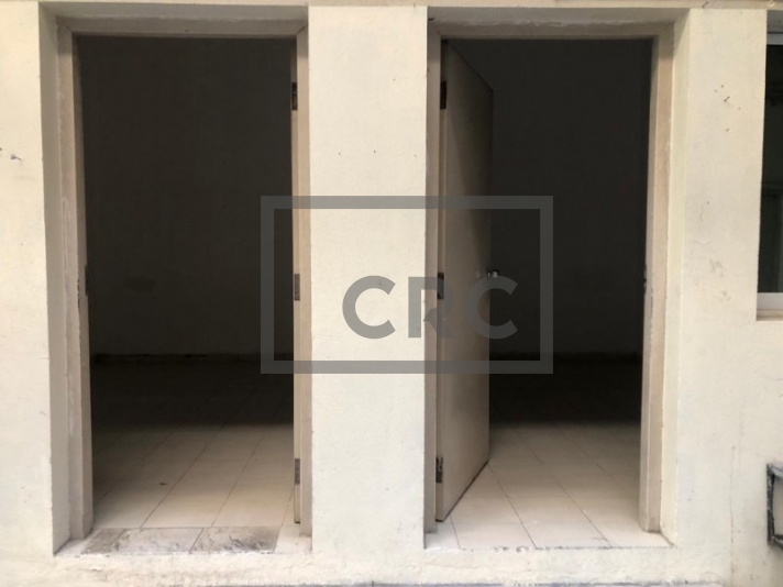 labor camp for rent in al quoz 3 in al quoz: aed 350/- per person | 84 rooms | 350 capacity | bhm-r-190155. built up area 40,000 sq.ft and price 1,411,200 aed yearly. contact us to enquire about this property or book a viewing today! | 9