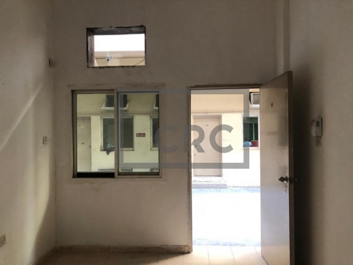 labor camp for rent in al quoz 3 in al quoz: aed 350/- per person | 84 rooms | 350 capacity | bhm-r-190155. built up area 40,000 sq.ft and price 1,411,200 aed yearly. contact us to enquire about this property or book a viewing today! | 8