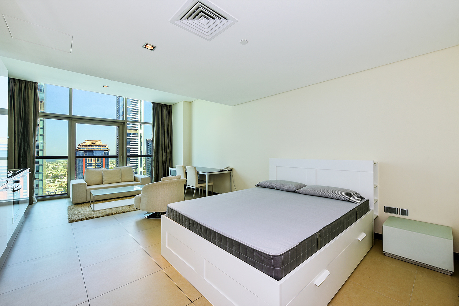  Apartment in Liberty House