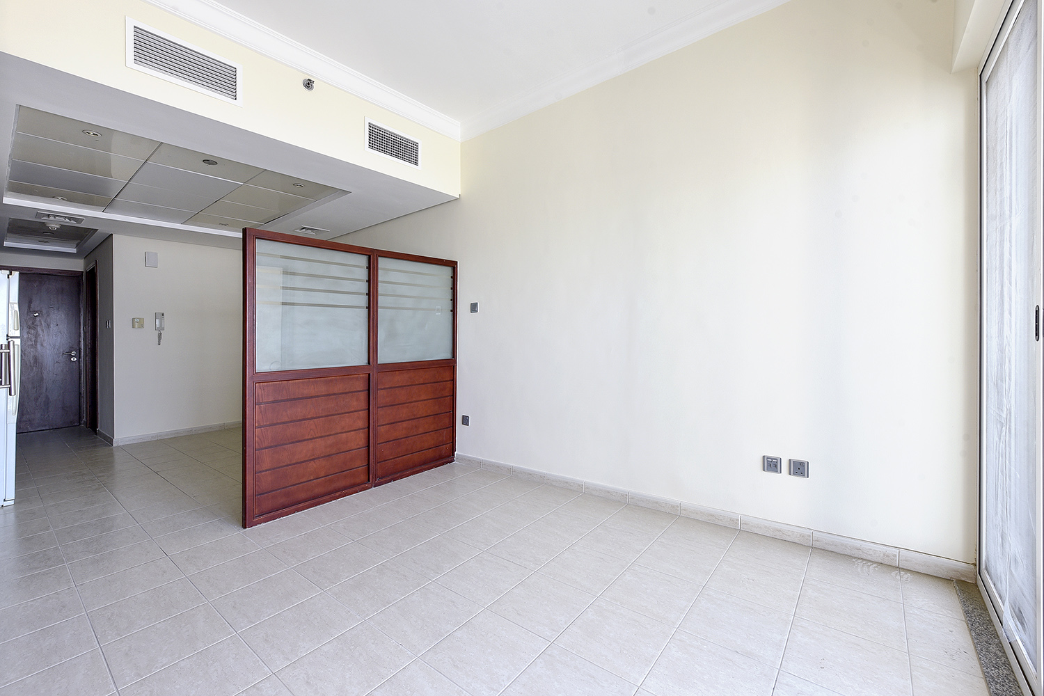 Studio in Lake View Tower
