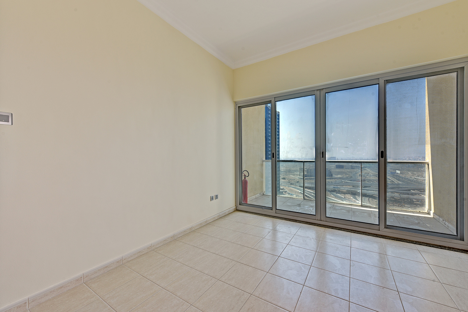 Studio in Lake View Tower