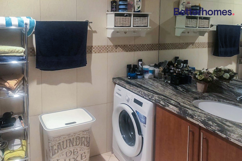 Studio in Saba Tower 2