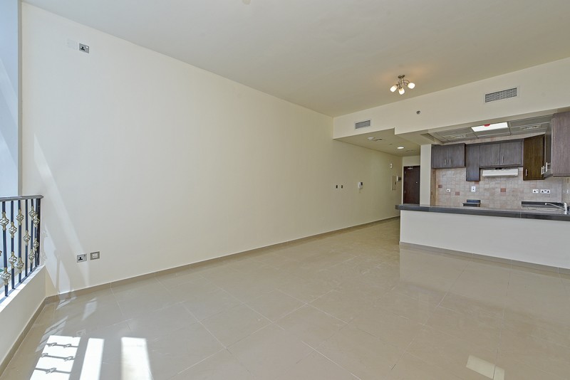 Apartment in Hydra Avenue Towers