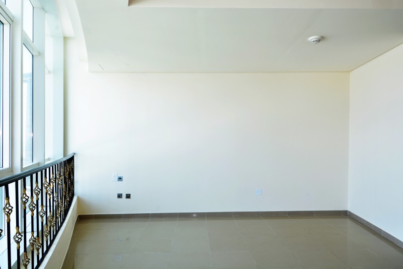 Apartment in Hydra Avenue Towers