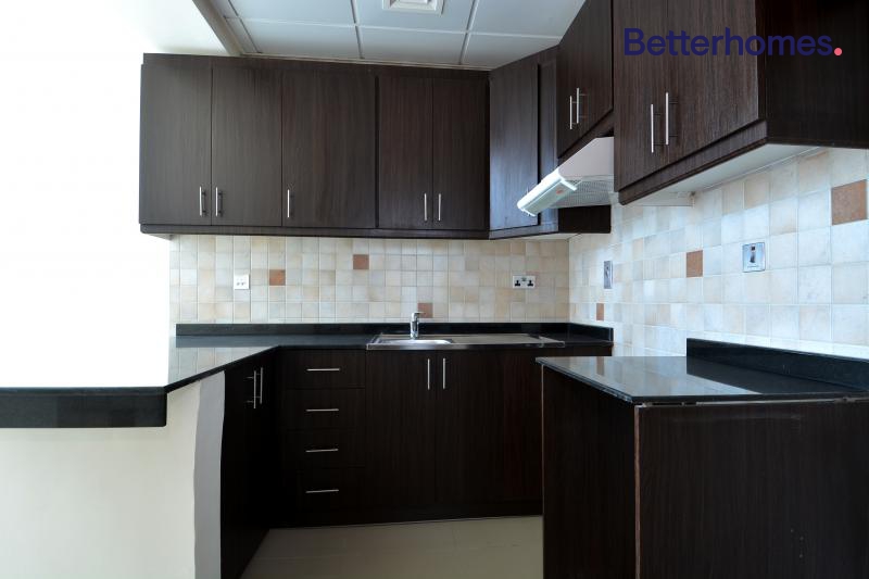  Apartment in Hydra Avenue Towers